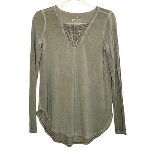 Soft & Sexy by A.E. Green Long Sleeve Top